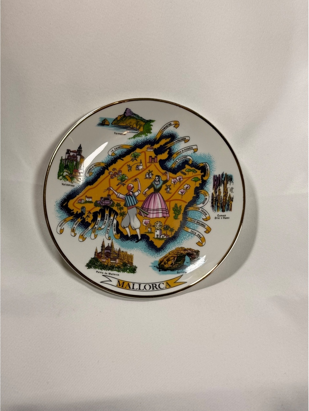 Vintage Mallorca Spain Fine Porcelain Souvenir Collector Plate Gold Trim
